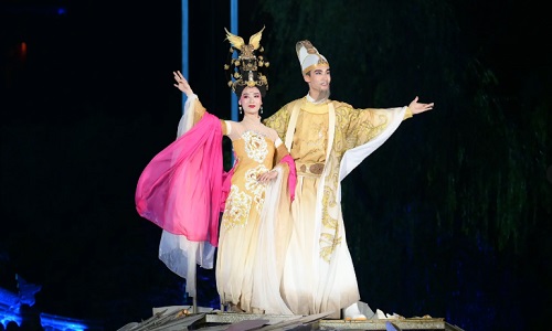 The Song of Everlasting Sorrow: A Timeless Tale of Love and Tragedy in Xi'an The Song of Everlasting Sorrow: A Timeless Tale of Love and Tragedy in Xi'an