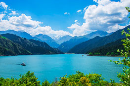 Turpan Day Tour to Heavenly Lake