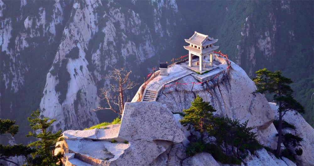 2 Days Xian Sightseeing Tour with Huashan Mountain from Shanghai by Flight