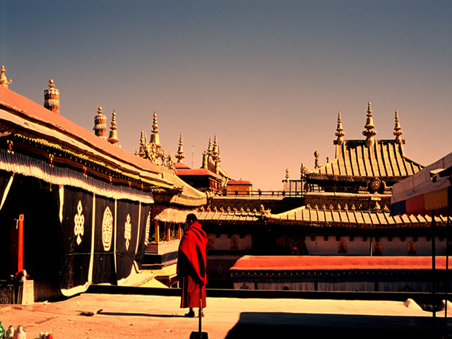 Xian China_Private_Tour_Jokhang_Temple.jpeg