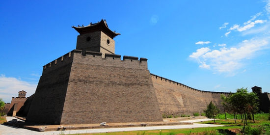 Pingyao_Ancient_City_Wall.jpg