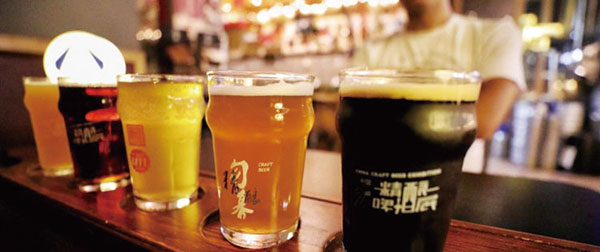 Xian_beer_bars