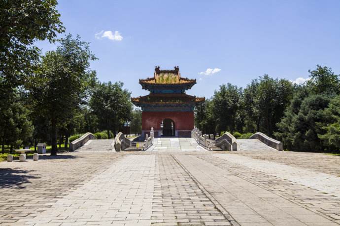 8_days_beijing_xian_luoyang_tour_with_ming_tombs