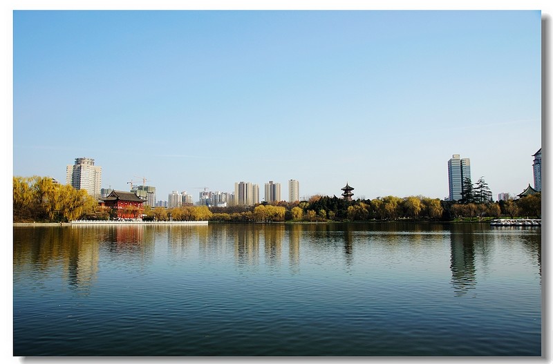 Xian_xingqing_palace_park1.jpg