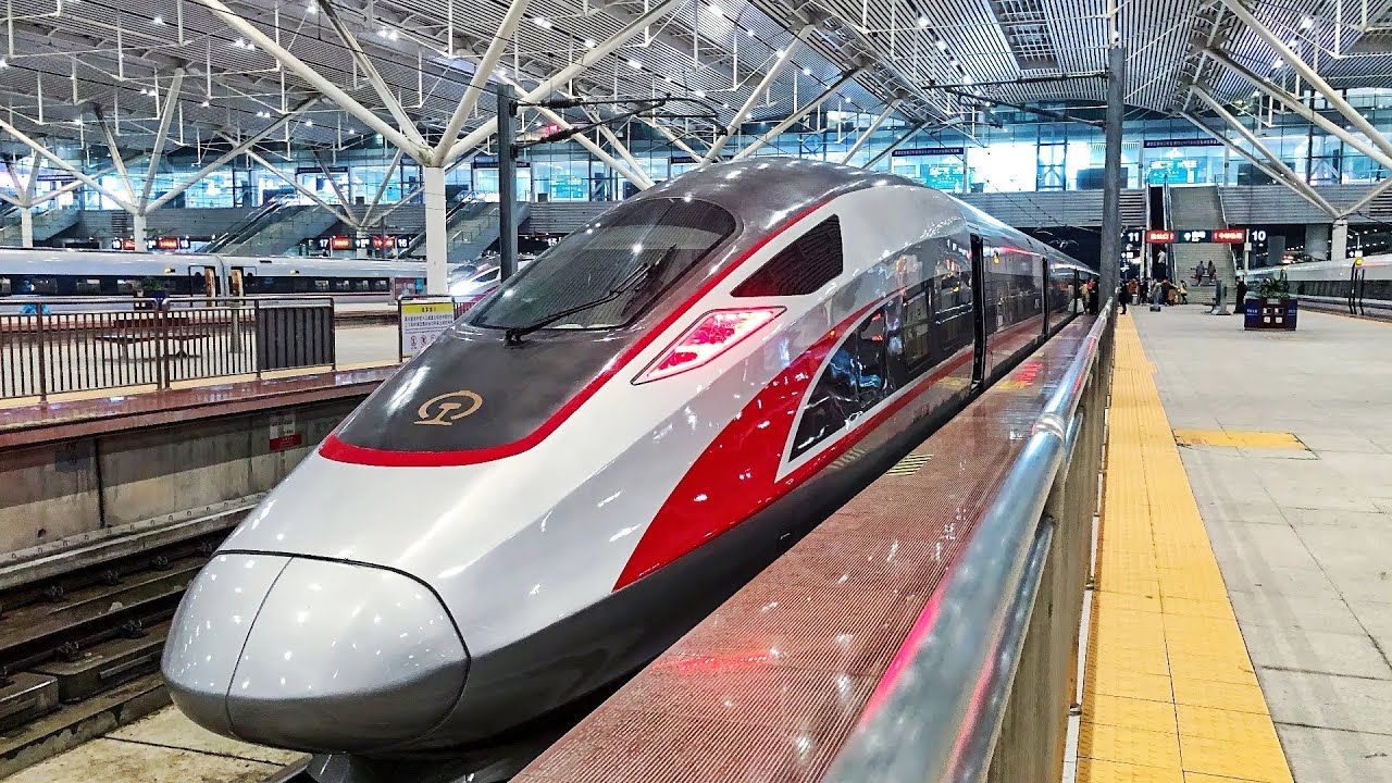 High-Speed-Train