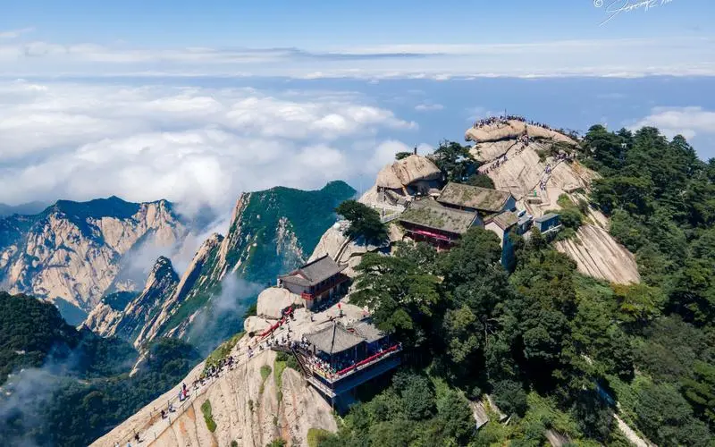 Huashan-Mountain-West-Peak