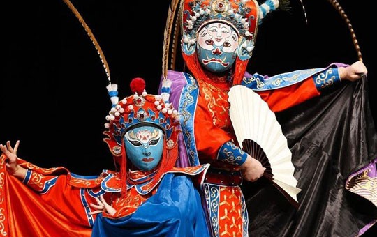 Sichuan-Opera-and-Face-Changing-Show