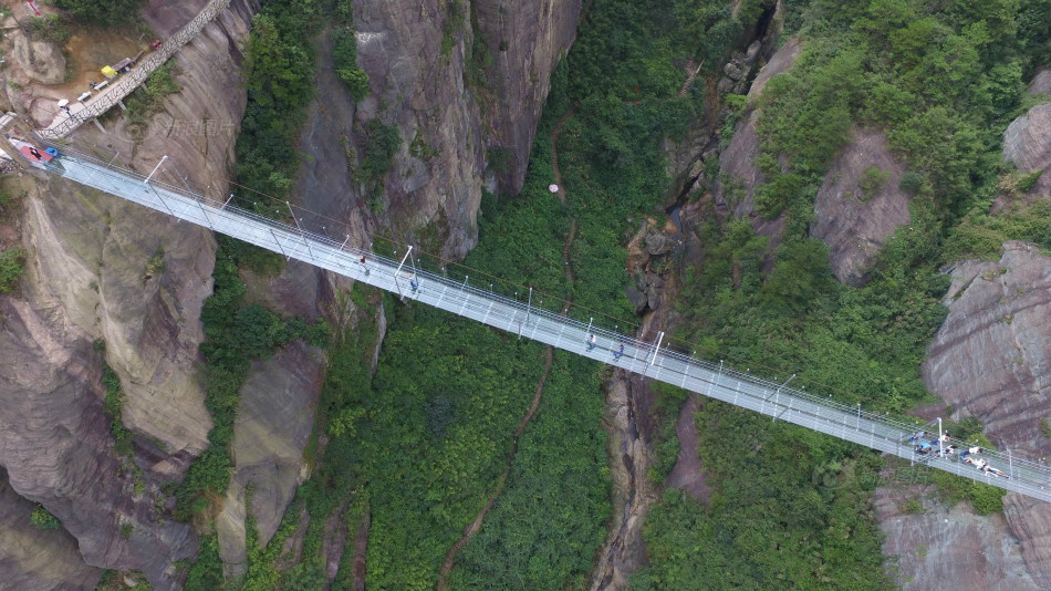 High-Altitude-Suspension-Bridge-Experience