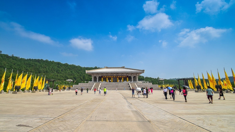 Huangdi-Mausoleum-in-Xian-Tour