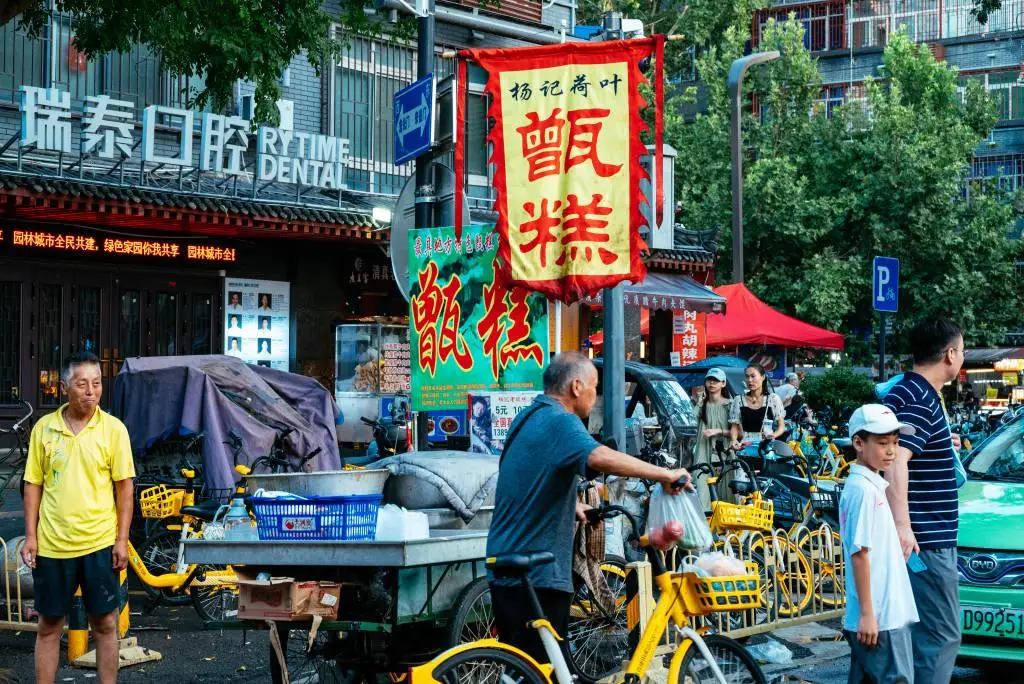 Morning-Market-Breakfast