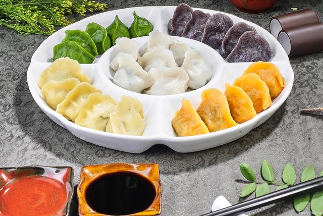 Jiaozi-(dumplings)