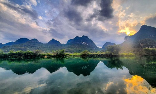 Li-River