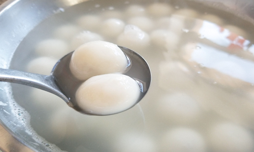 taste-small-dumpling-balls-xian