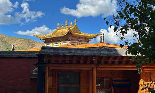 labyrinthine-pathways-of-Labrang-Monastery