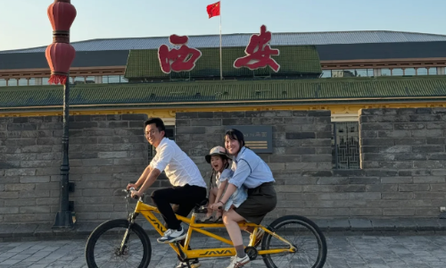 Xian-Ancient-City-Wall-Bike-xi'an