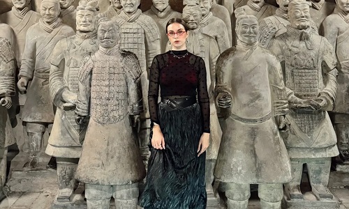 photo-with-terra-cotta-warriors