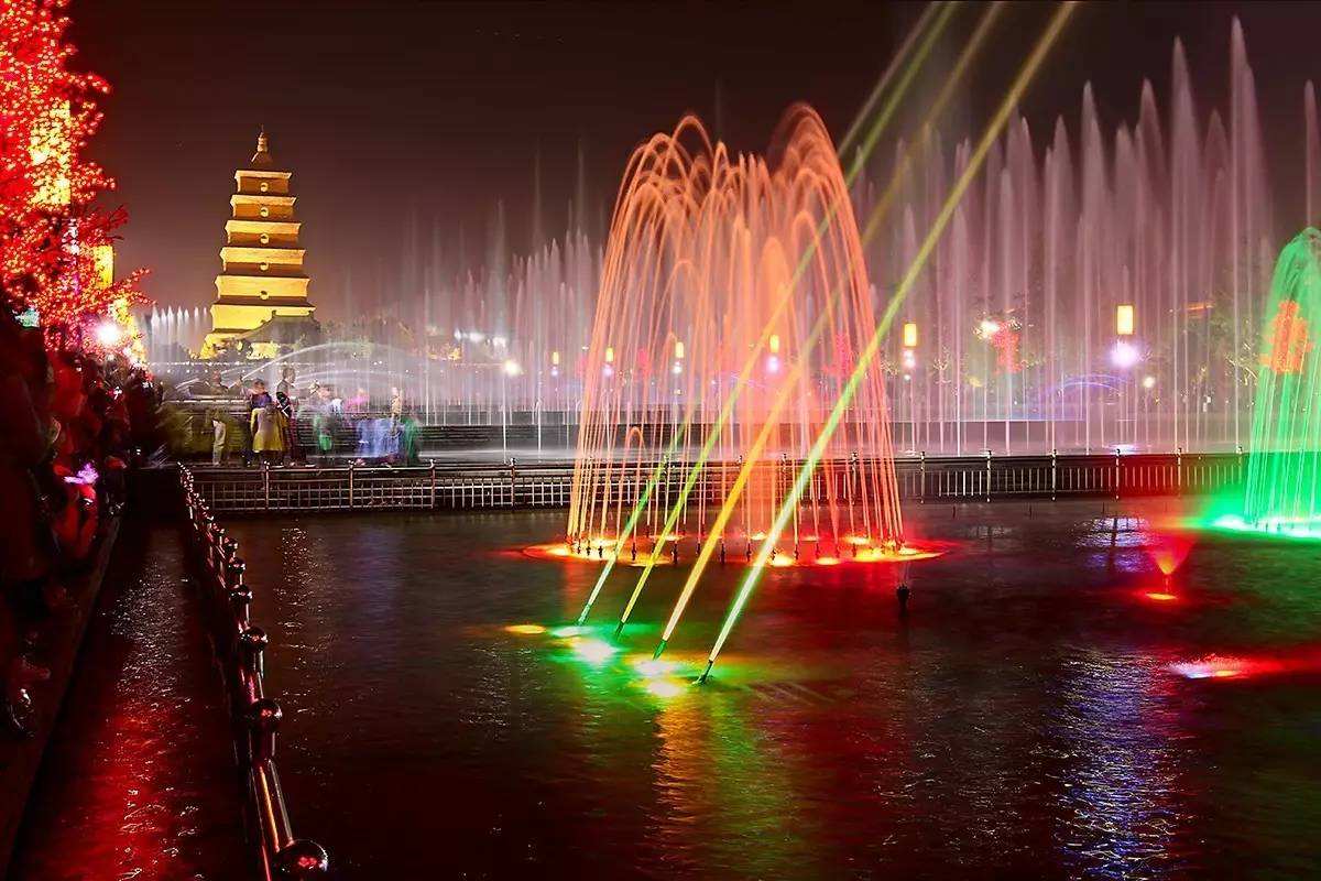 big-wild-goose-pagoda-night-show