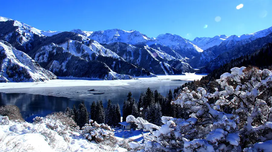 Heavenly-Lake-01 Heavenly-Lake-01