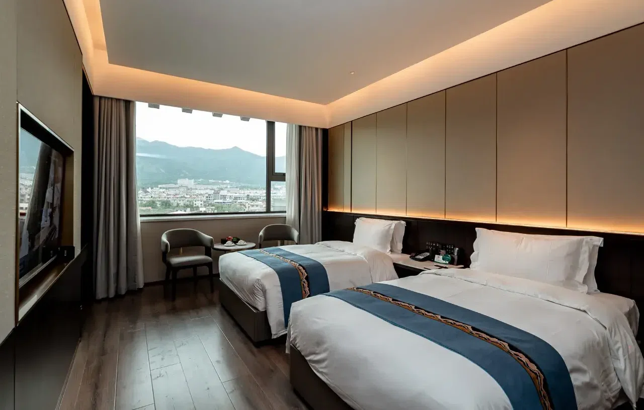 Qin'an-Hotel-1 Qin'an-Hotel-1