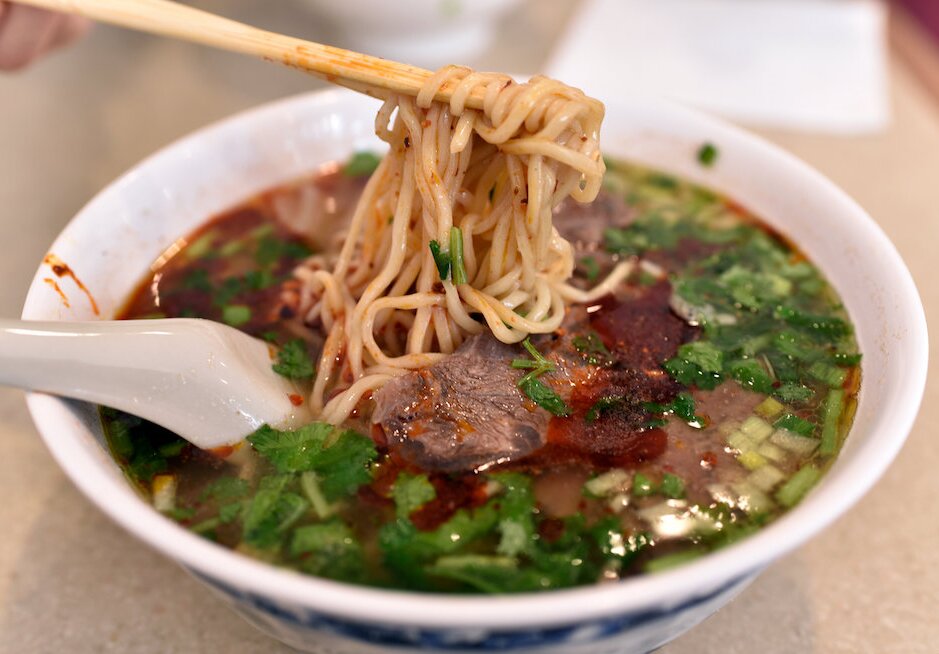 hand-pulled-noodles-2 hand-pulled-noodles-2