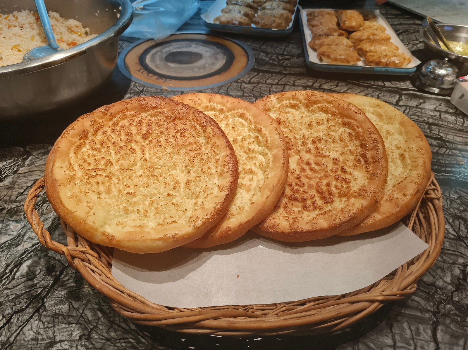 baking-naan baking-naan