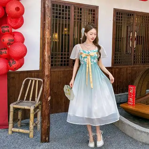modified-Hanfu-dresses1 modified-Hanfu-dresses1